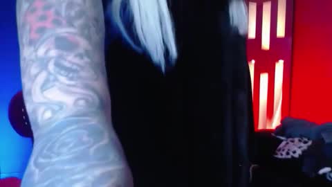 Venus Ink online show from 10/23/25, 05:07