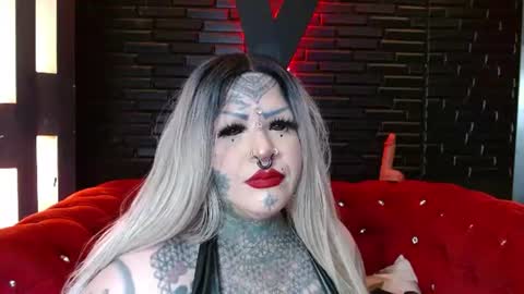 Snapshot of venus_rock chatting on 06/22/26, 12:02 Venus Ink online show from 06/22/26, 12:02