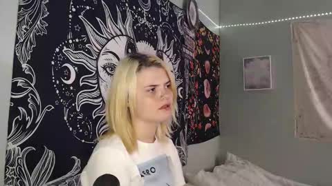 Miss Venus online show from 09/29/25, 09:41