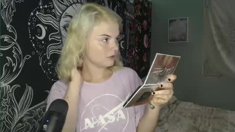 Miss Venus online show from 10/03/25, 02:47