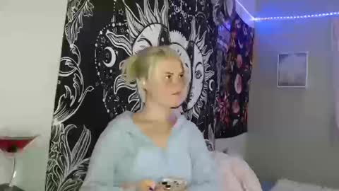 Miss Venus online show from 10/12/25, 09:36