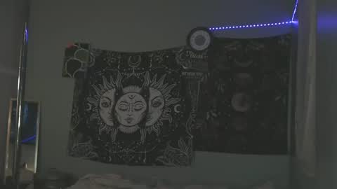 Miss Venus online show from 10/18/25, 11:27