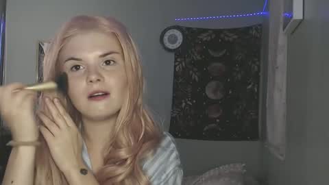 Miss Venus online show from 11/19/25, 02:50