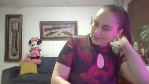 Snapshot of venusina07 chatting on 10/11/25, 08:24 VENUSINA07 online show from 10/11/25, 08:24