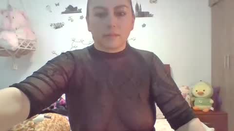 Snapshot of venusina07 chatting on 11/03/25, 12:06 VENUSINA07 online show from 11/03/25, 12:06