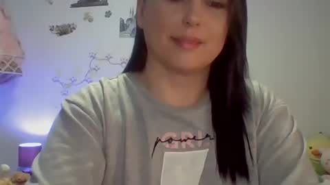 Snapshot of venusina07 chatting on 11/16/25, 06:08 VENUSINA07 online show from 11/16/25, 06:08