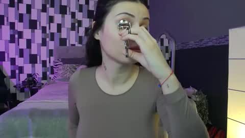 venusinylons online show from 12/14/25, 01:05