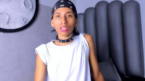 Snapshot of venuss_03 chatting on 09/23/25, 03:31 venuss_03 online show from 09/23/25, 03:31