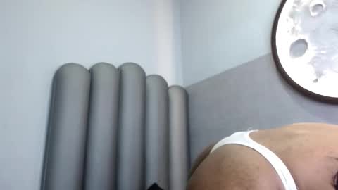 Snapshot of venuss_03 chatting on 10/12/25, 03:27 venuss_03 online show from 10/12/25, 03:27