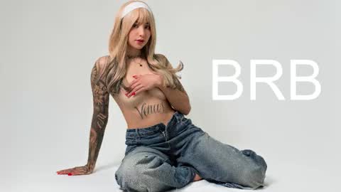 Shelly online show from 11/30/25, 10:41