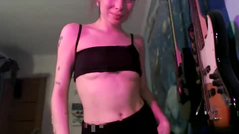 venusxsweetxangel online show from 11/28/25, 03:04