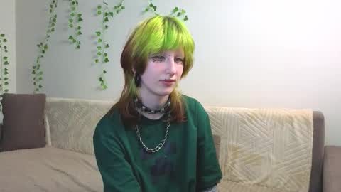 Snapshot of veolatownson chatting on 09/23/25, 08:23 Erica online show from 09/23/25, 08:23