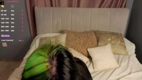 Erica online show from 10/23/25, 08:07