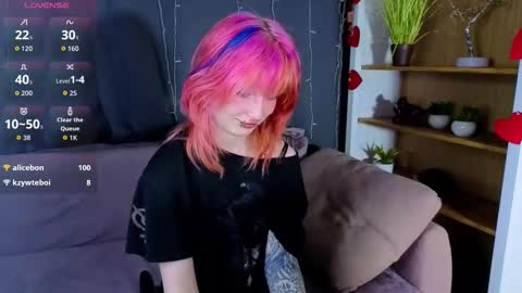 Erica online show from 03/05/26, 08:05