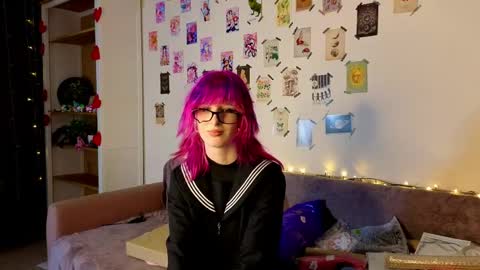 Erica online show from 04/26/26, 08:06