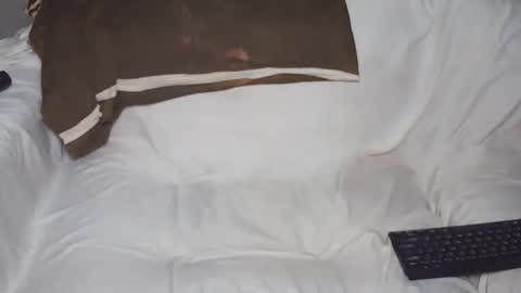 Snapshot of vera_bliss21 chatting on 05/25/26, 10:27 vera_bliss21 online show from 05/25/26, 10:27