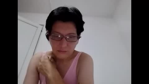 Snapshot of vera_elle chatting on 09/10/25, 06:30 Vera online show from 09/10/25, 06:30