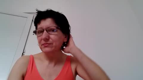 Snapshot of vera_elle chatting on 11/26/25, 06:58 Vera online show from 11/26/25, 06:58