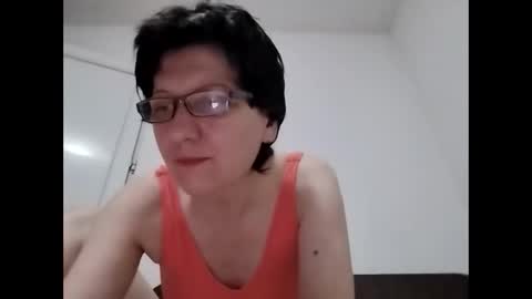 Vera online show from 04/26/26, 02:31