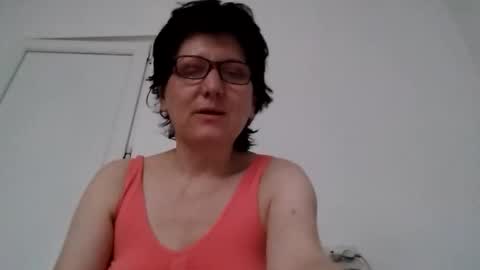 Vera online show from 05/07/26, 04:56