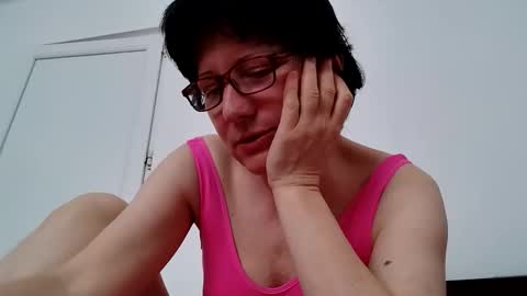 Vera online show from 05/12/26, 06:43