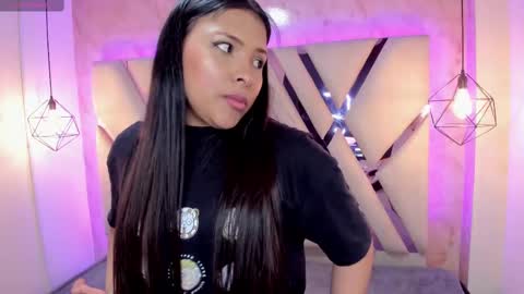 Snapshot of verabest chatting on 12/06/24, 01:18 Domelipa online show from 12/06/24, 01:18