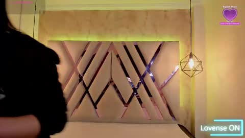 Snapshot of verabest chatting on 02/20/25, 11:31 Domelipa online show from 02/20/25, 11:31