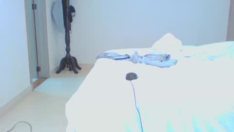Snapshot of vergagolosa22 chatting on 02/07/25, 04:06 vergagolosa22 online show from 02/07/25, 04:06