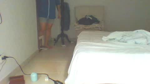 Snapshot of vergagolosa22 chatting on 02/18/25, 12:06 vergagolosa22 online show from 02/18/25, 12:06
