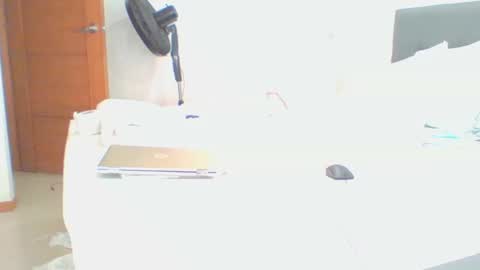 Snapshot of vergagolosa22 chatting on 10/13/25, 08:42 vergagolosa22 online show from 10/13/25, 08:42