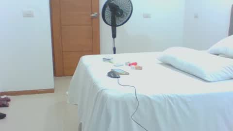 Snapshot of vergagolosa22 chatting on 10/26/25, 04:46 vergagolosa22 online show from 10/26/25, 04:46