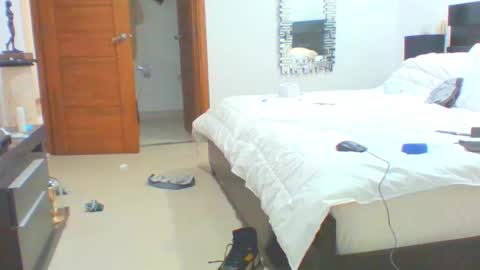 Snapshot of vergagolosa22 chatting on 11/01/25, 04:31 vergagolosa22 online show from 11/01/25, 04:31