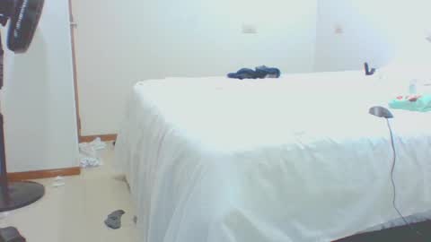 Snapshot of vergagolosa22 chatting on 11/21/25, 07:07 vergagolosa22 online show from 11/21/25, 07:07