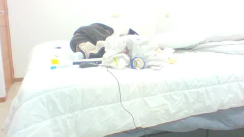 Snapshot of vergagolosa22 chatting on 12/14/25, 03:12 vergagolosa22 online show from 12/14/25, 03:12