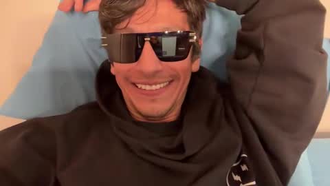 Juan Vergas online show from 12/18/25, 06:25