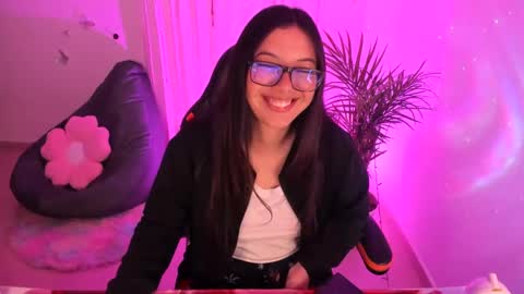 Verolake online show from 02/21/25, 01:33