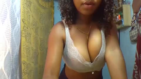 Snapshot of verolla31 chatting on 01/07/25, 02:19 verolla31 online show from 01/07/25, 02:19