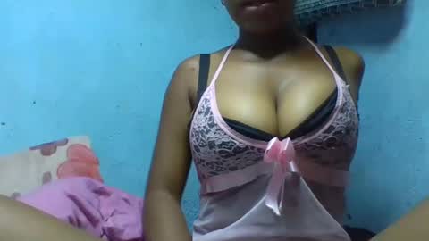 Snapshot of verolla31 chatting on 02/01/25, 04:33 verolla31 online show from 02/01/25, 04:33