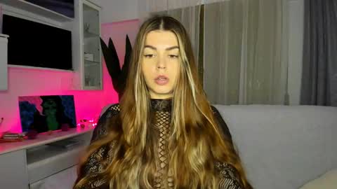 Lolitalolz online show from 03/01/25, 04:44