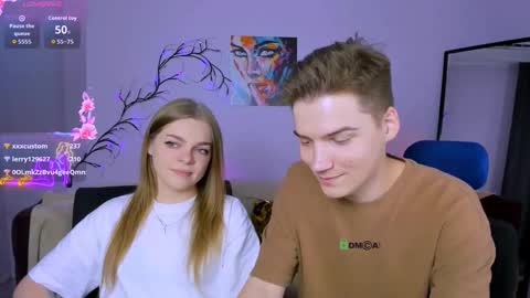 Snapshot of veronica_bubble chatting on 09/13/25, 07:13 Ronni online show from 09/13/25, 07:13