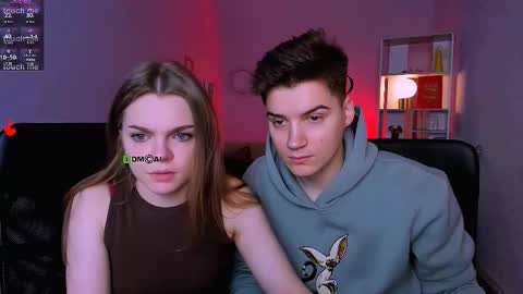 Snapshot of veronica_bubble chatting on 11/27/25, 08:22 Ronni online show from 11/27/25, 08:22