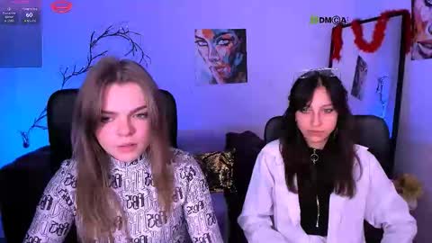 Snapshot of veronica_bubble chatting on 12/04/25, 08:39 Ronni online show from 12/04/25, 08:39