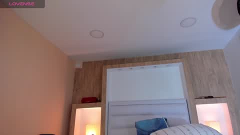 Snapshot of veronica_garciaa chatting on 11/09/25, 12:47 Johovanna online show from 11/09/25, 12:47