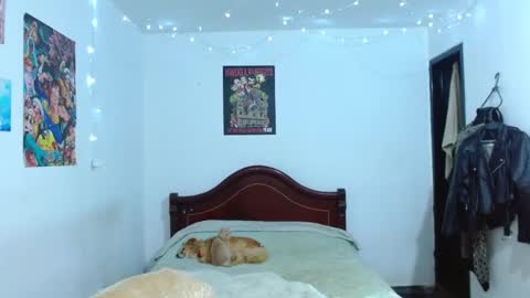 Snapshot of veronica_goddes chatting on 10/25/25, 05:26 Veronica online show from 10/25/25, 05:26