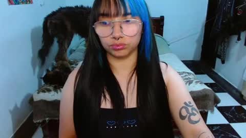 Snapshot of veronica_goddes chatting on 10/28/25, 05:00 Veronica online show from 10/28/25, 05:00