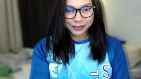 Snapshot of veronica_kate25 chatting on 11/29/25, 12:24 veronica_kate25 online show from 11/29/25, 12:24