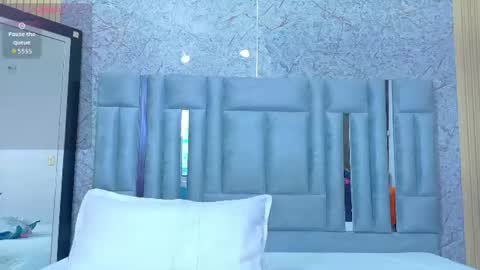 Snapshot of veronica_roose chatting on 07/17/26, 01:07 Veronica online show from 07/17/26, 01:07