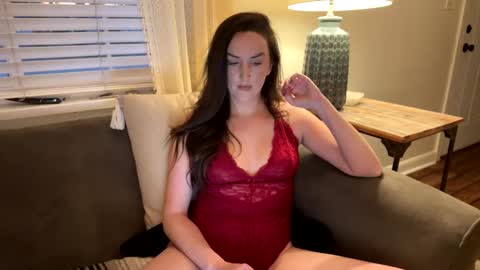 Snapshot of veronica_vaughn__ chatting on 12/19/24, 10:42 Veronica Vaughn online show from 12/19/24, 10:42