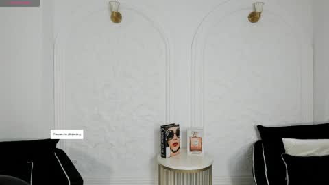 Snapshot of veronicablue1 chatting on 06/04/26, 09:26 Vero online show from 06/04/26, 09:26