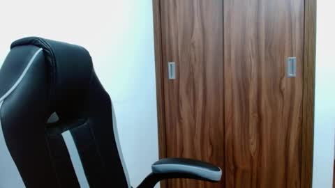 Snapshot of veronicaelite16 chatting on 12/23/24, 11:28 Veronica Clark online show from 12/23/24, 11:28